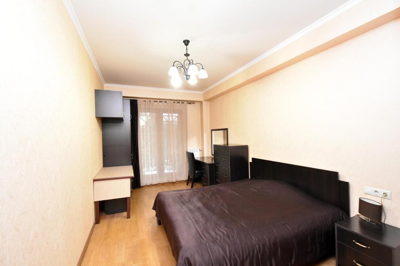 Dos Guest House Yerevan Exterior photo